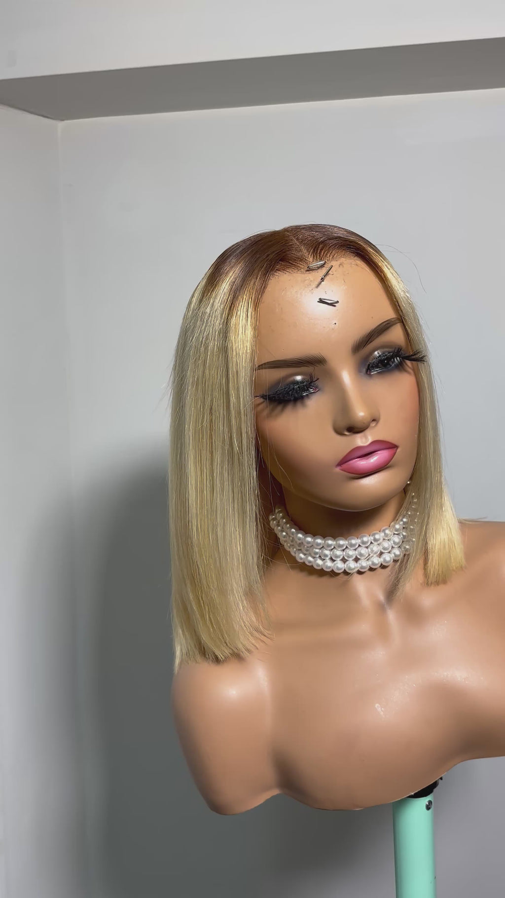 #9 Blonde bob closure wig