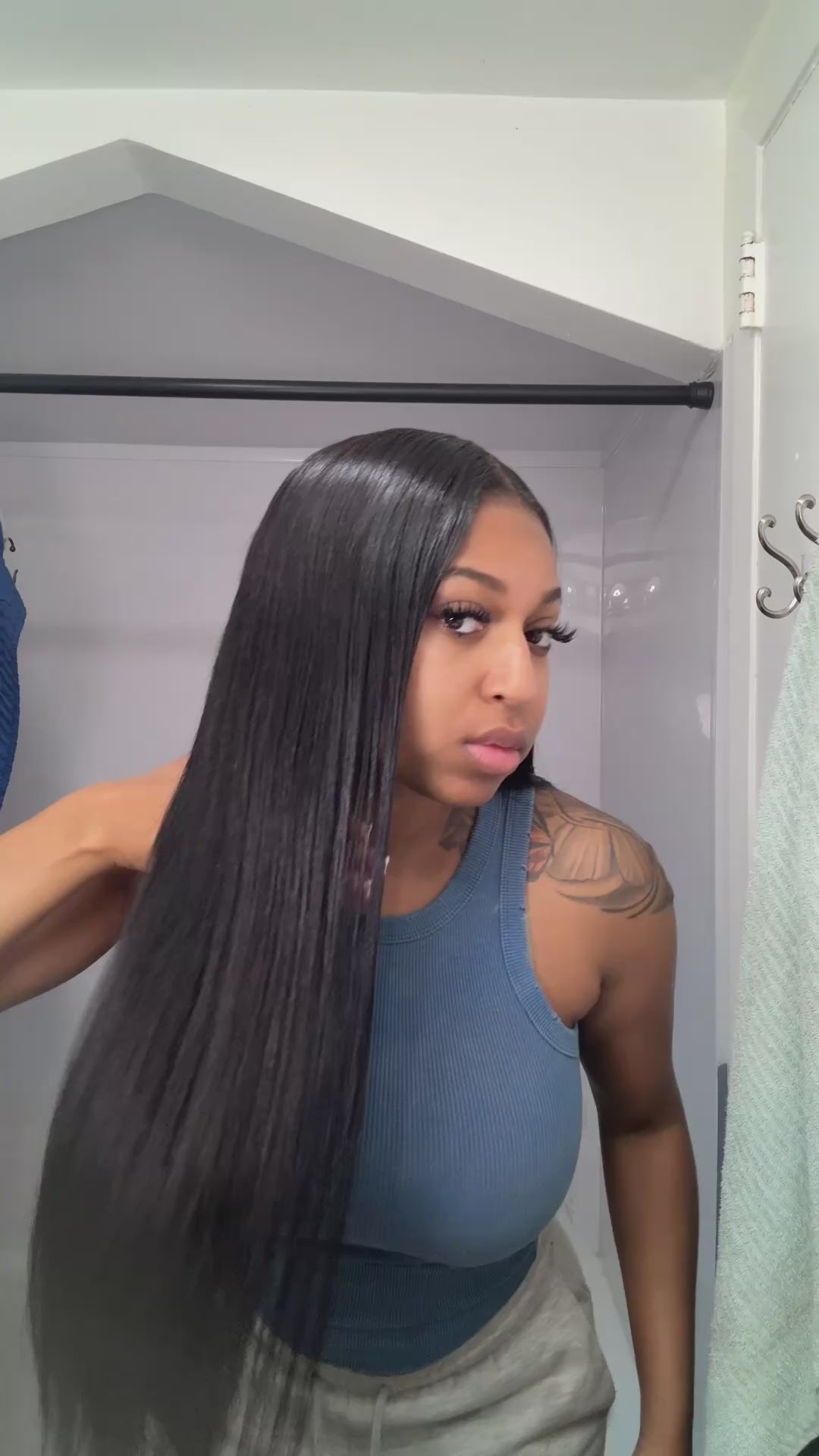 #20 Straight V part wig